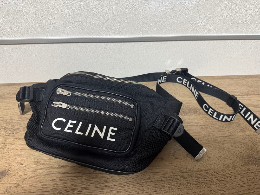 CELINE ボディバック