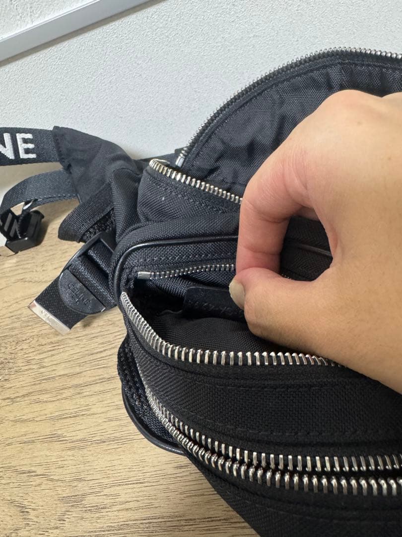 CELINE ボディバック