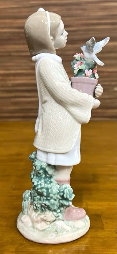 リヤドロ　モーニングメロディー　#8362　フィギュリン　陶器　イラスト・箱付き