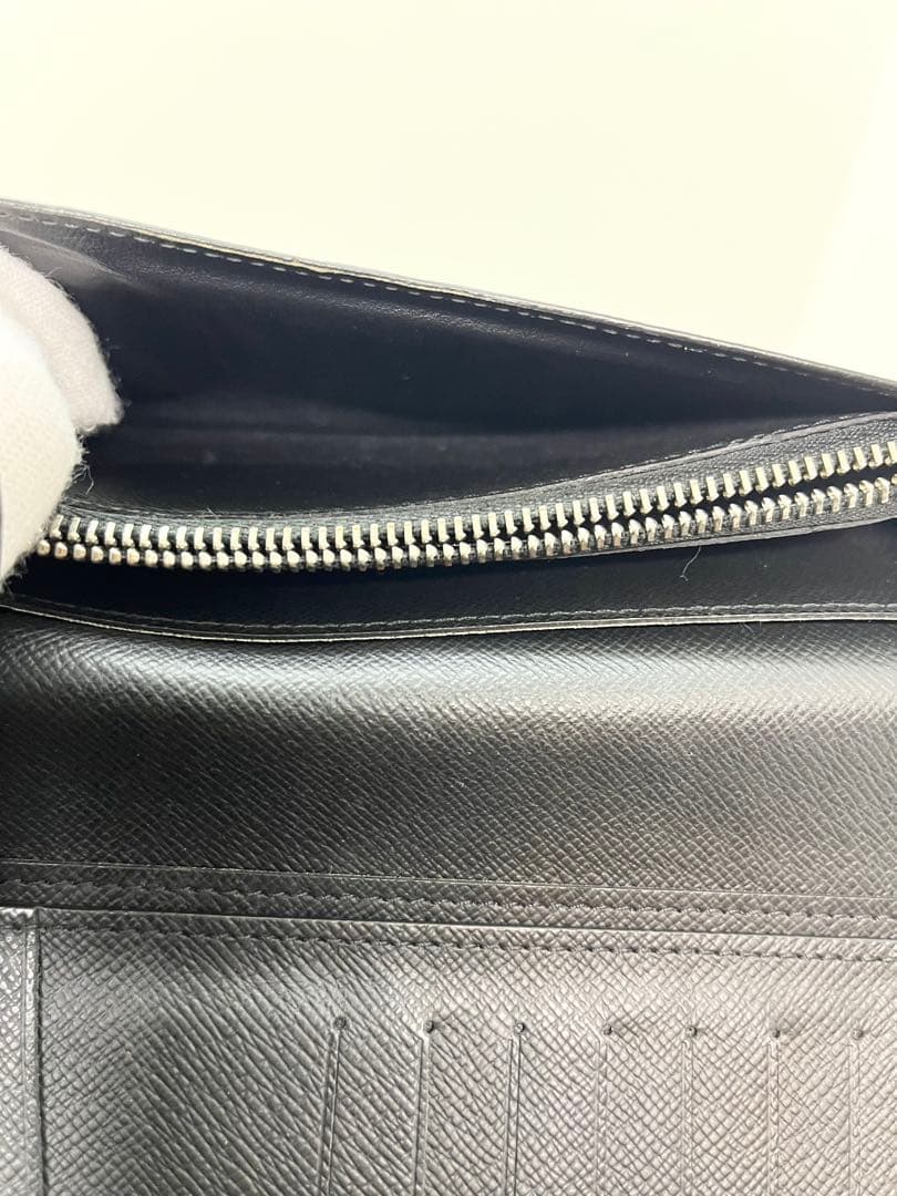 【美品】ルイヴィトン LVサークル ポルトフォイユ ブラザ 二つ折り長財布