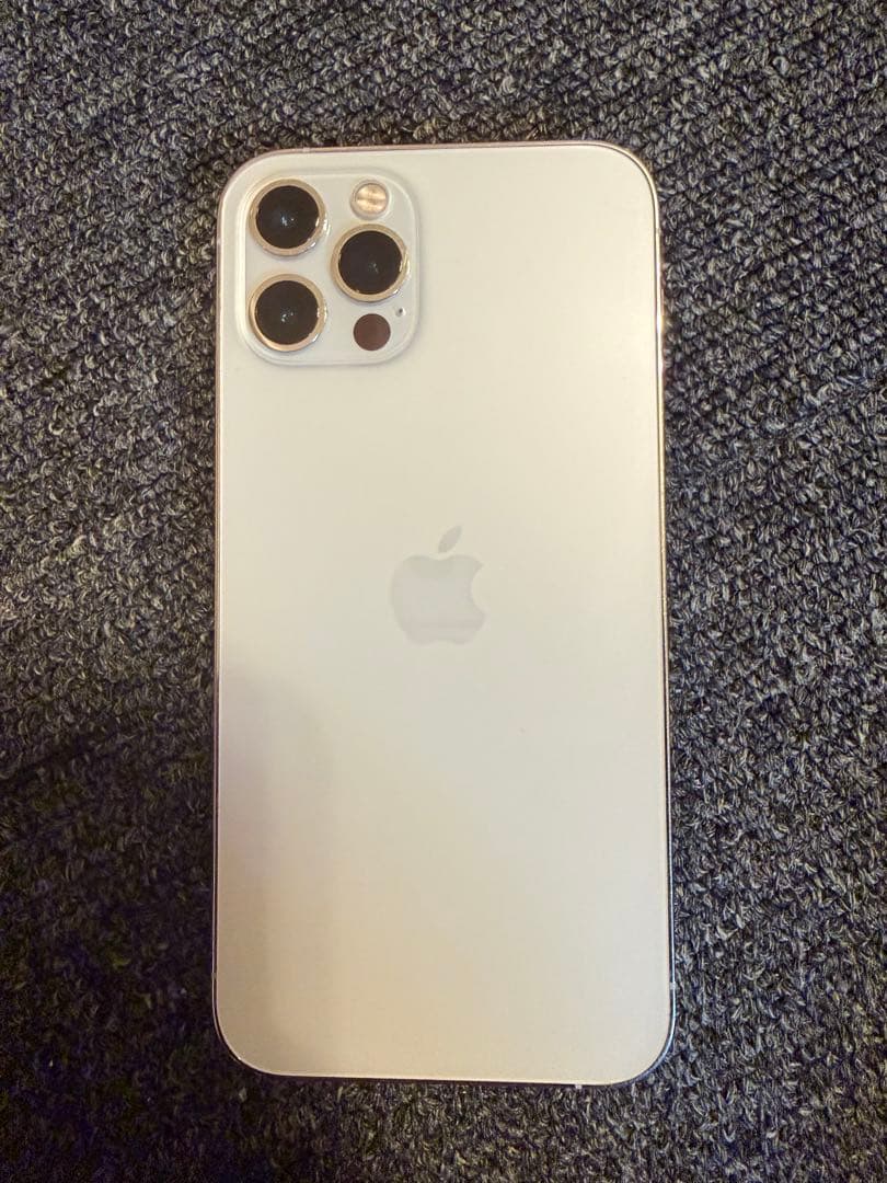 iPhone 12 Pro 256GB シルバー SIMフリー