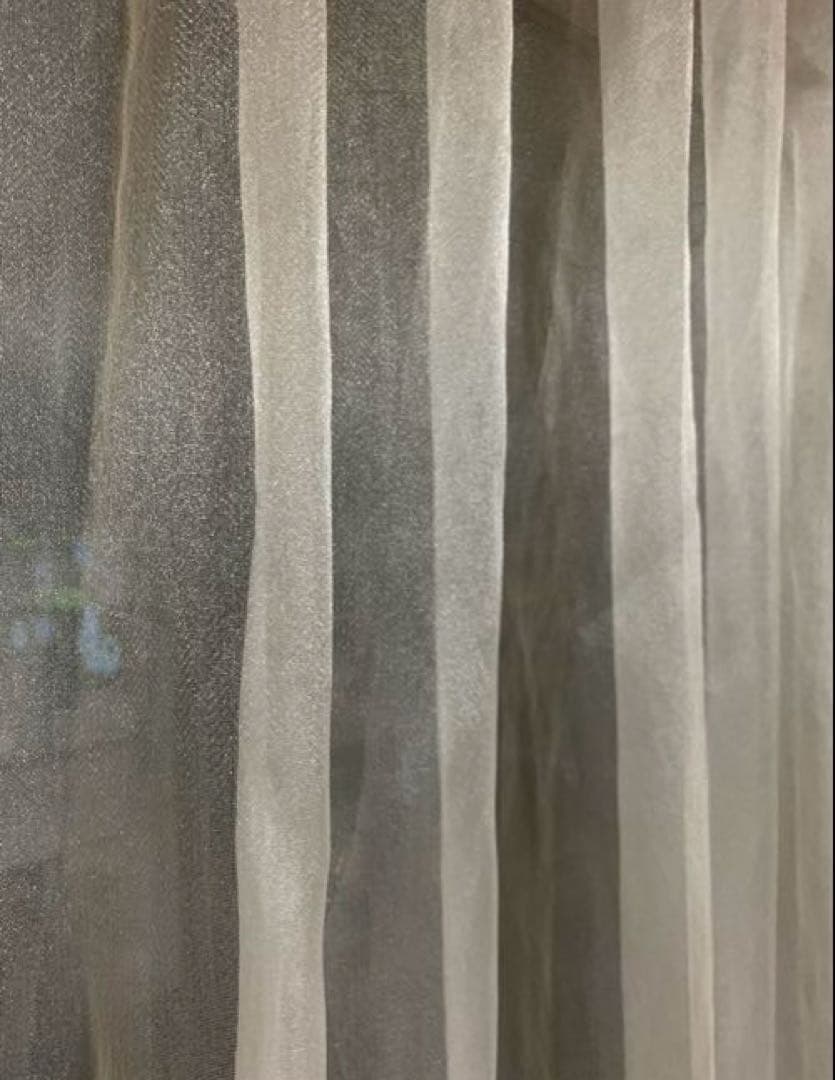 引っ掻き傷ありフィスバFISBA薄ベージュレースカーテン205×215が2枚