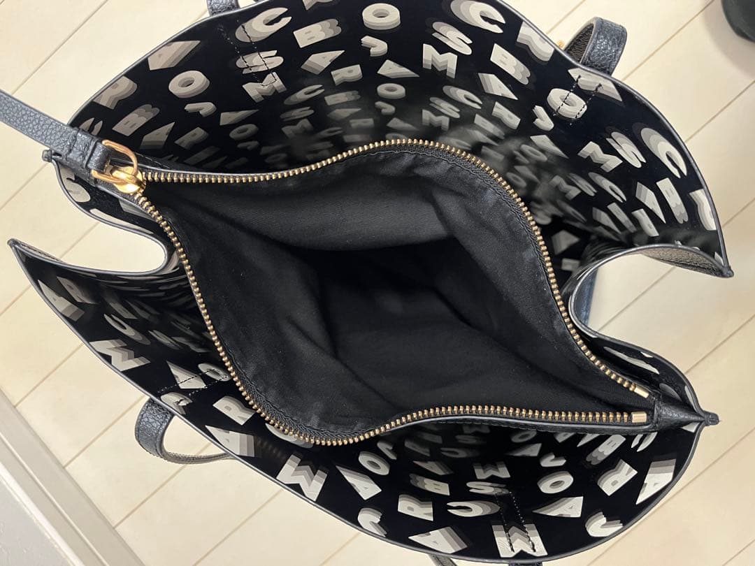 MARC JACOBS マークジェイコブストートバッグ A4サイズ収納可 黒