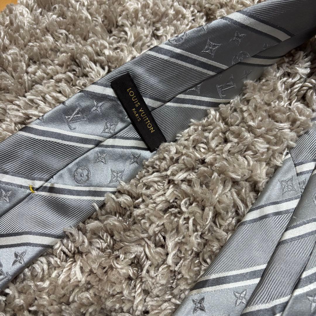 Louis Vuitton ネクタイ シルク100% ストライプ モノグラム