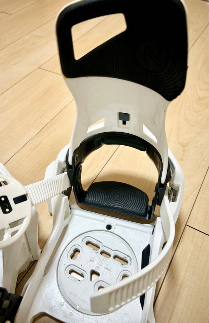 NIDECKER SUPERMATIC ビンディング ホワイトMサイズ