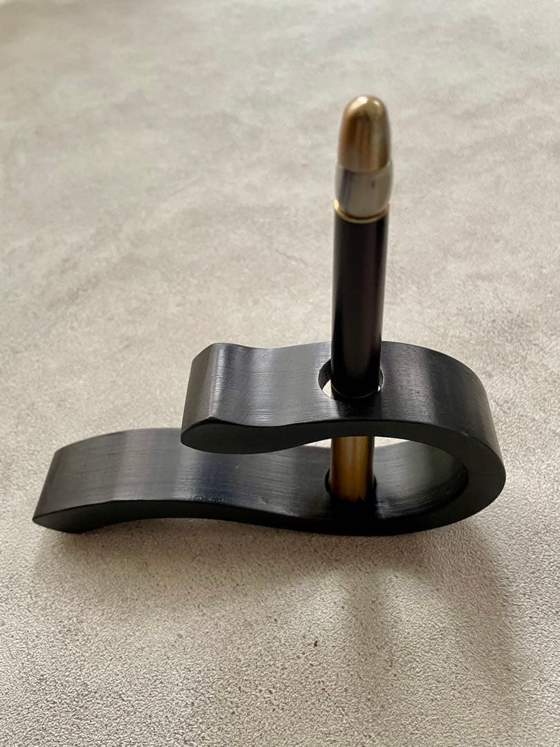 真鍮万年筆　 曲線デザイン木製スタンド　ペンケース付き