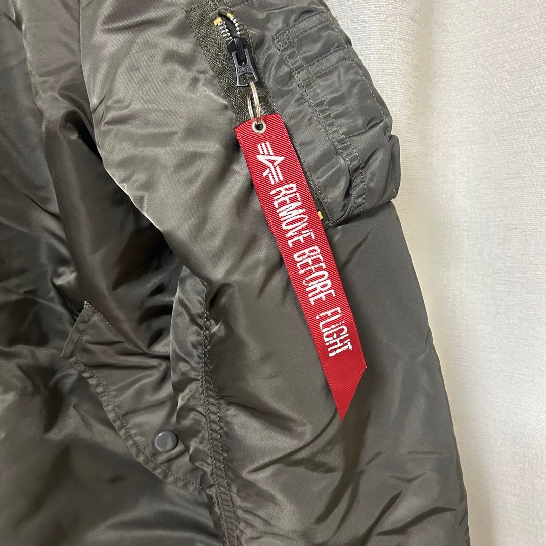 ALPHA アルファインダストリーズ MA-1 フライトジャケット