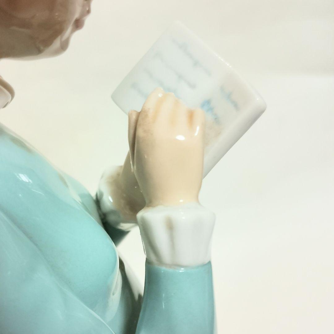 美品　LLADRO　「読書する貴婦人」