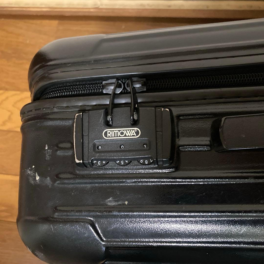 いっさ様用　リモア二輪キャリーケース　ブラック　used