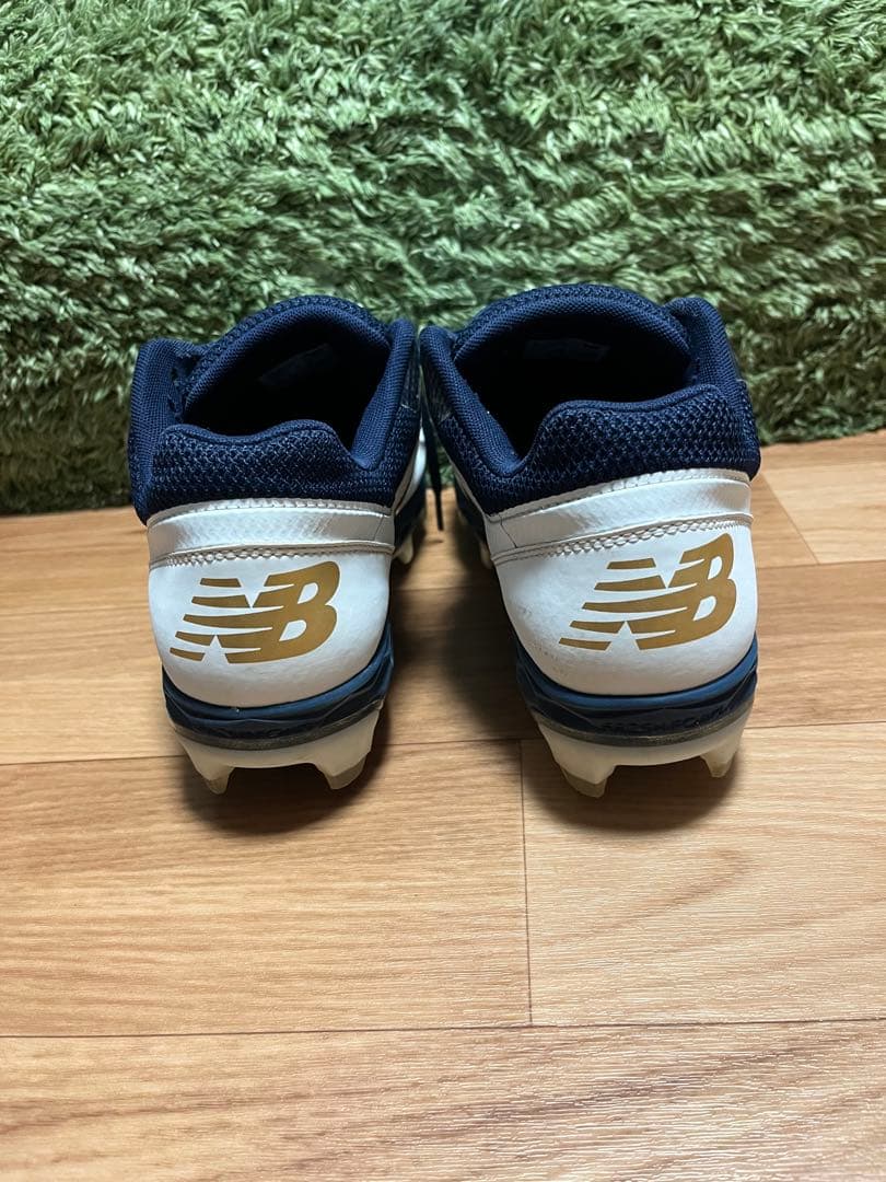 激レア‼︎ニューバランス ポイントスパイク SPVELON1 28.0cm