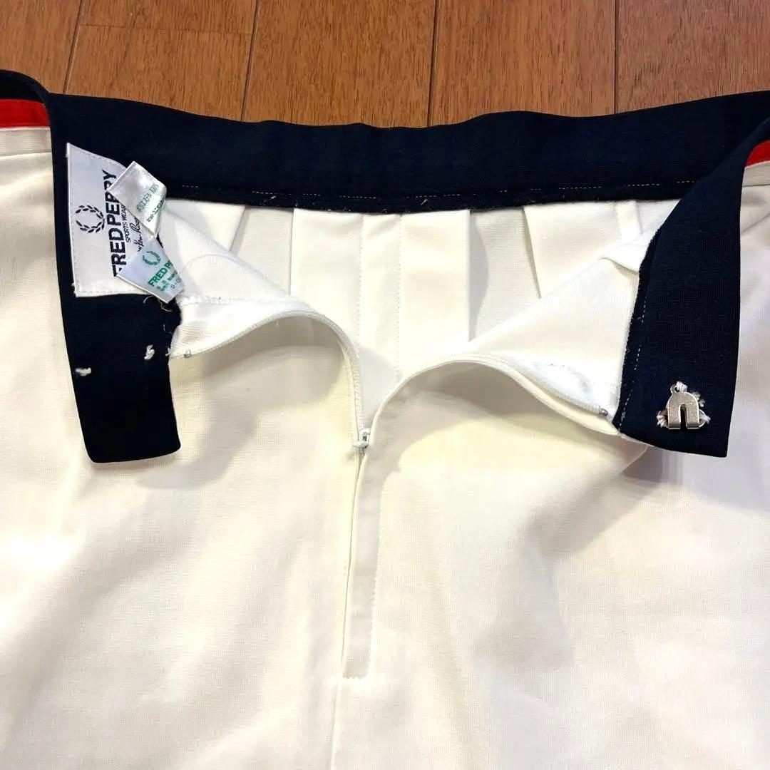 Fred Perry プリーツスカート ホワイト