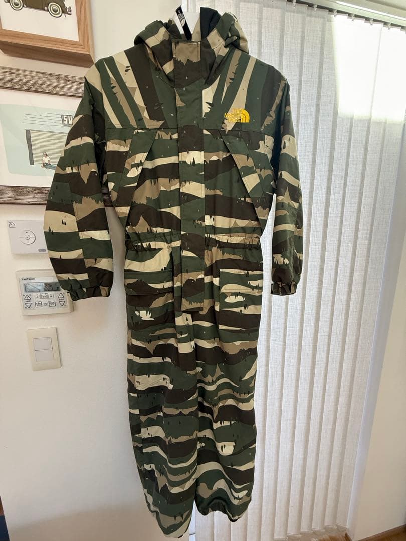 ザノースフェイス　スキー／スノーボードボードウエア　キッズ130cm