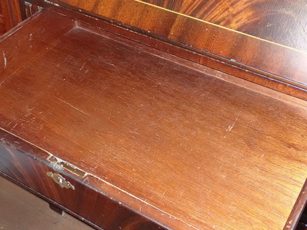 英国 1950年 ライティングビューロー マホガニー 鍵付き アンティークデスク