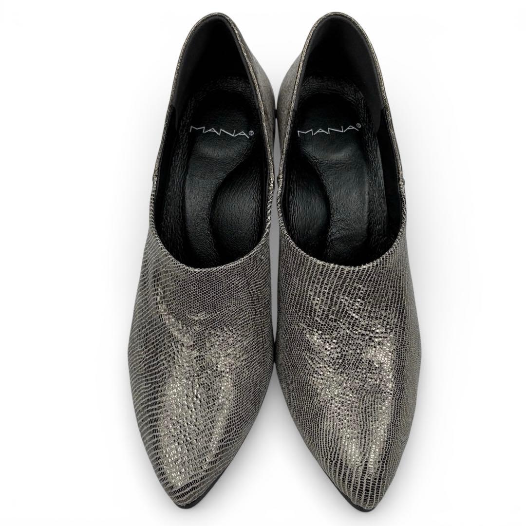 ✨極美品✨MANA マナ　23cm 36 深履き口　パンプス　シルバー