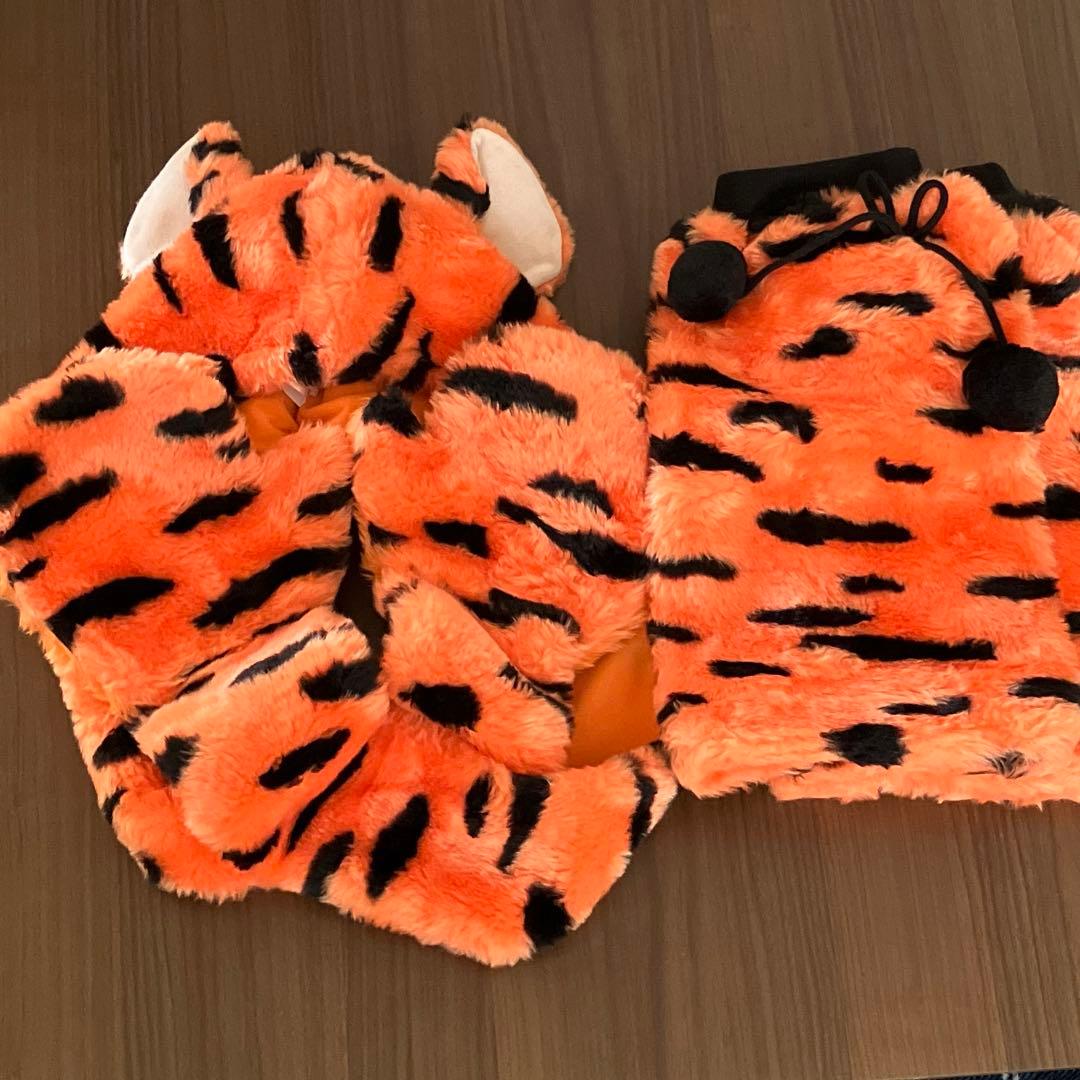 ティガー　マフラーキャップ　足付き