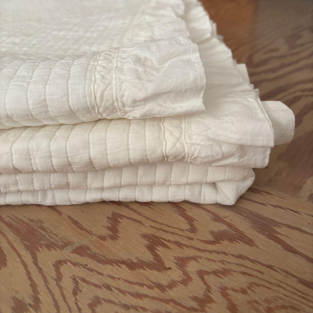 【シングル】韓国製　イブル フリル付き　ベッドパッド ベッドカバー キルティング