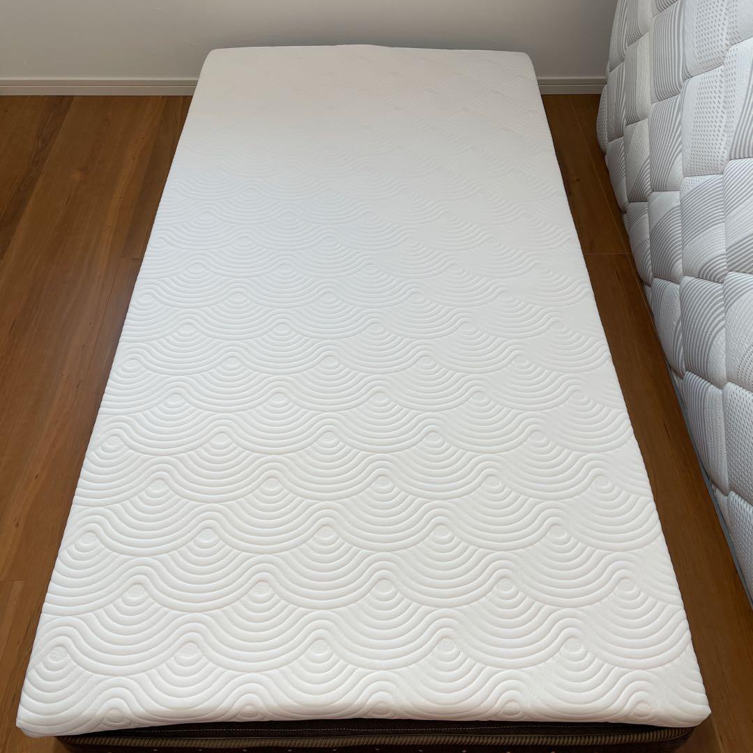 【極美品】TEMPUR テンピュール 　イーズトッパー　シングル　厚み3cm