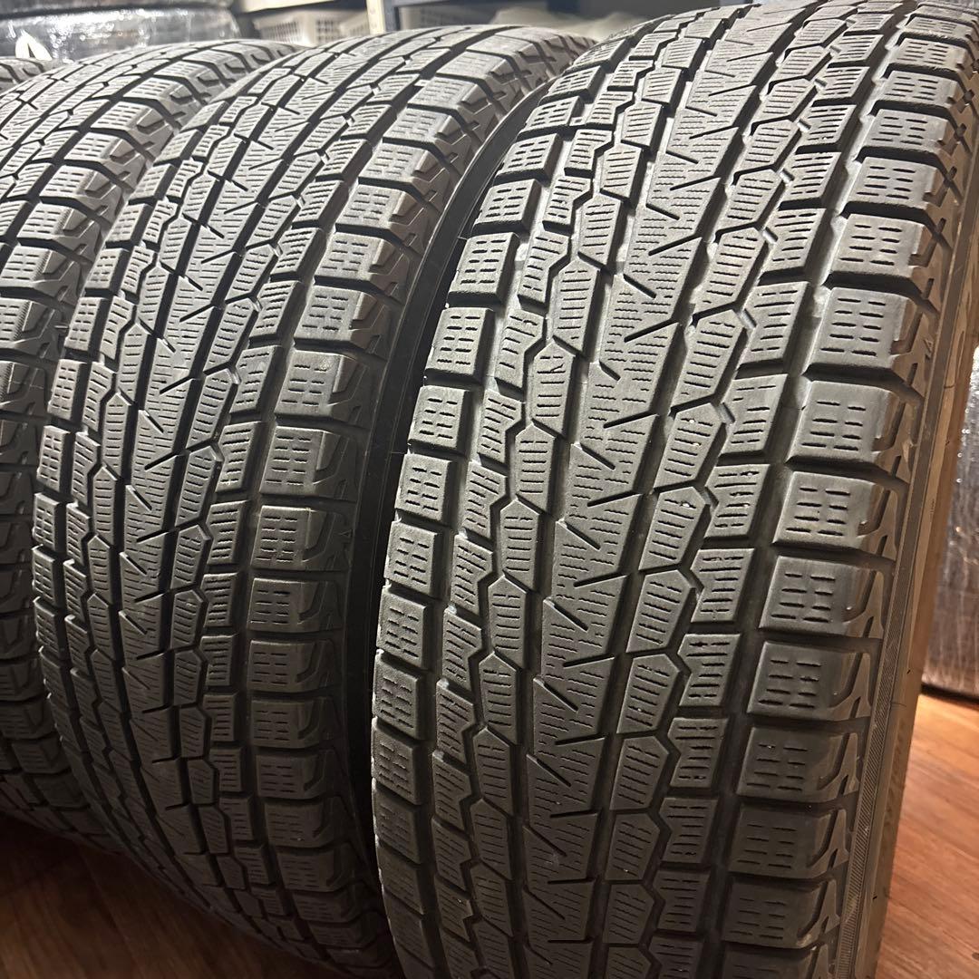 225/65R17(102Q)スタッドレスタイヤ ヨコハマ製アイスガードG075