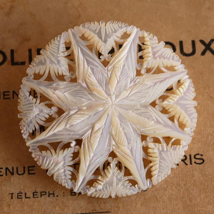 【26】ベツレヘムパール ブローチ 48mm 八芒星 マザーオブパール