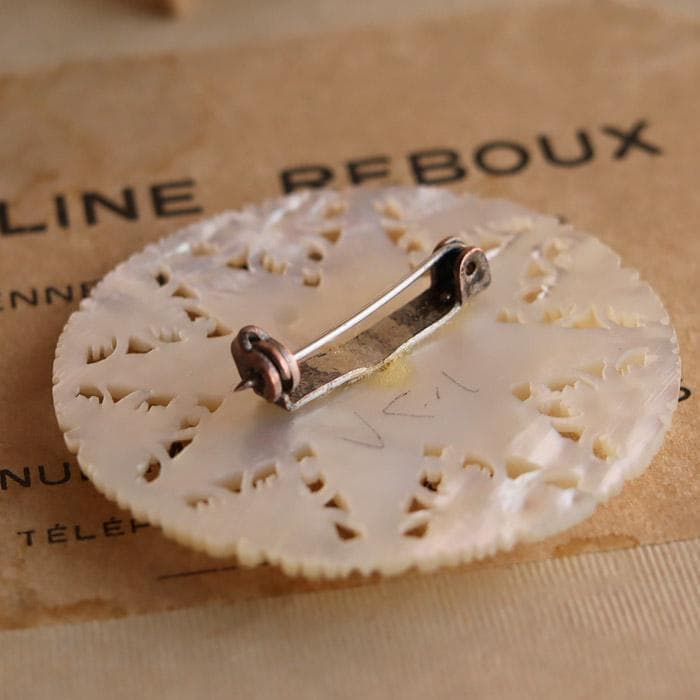 【26】ベツレヘムパール ブローチ 48mm 八芒星 マザーオブパール