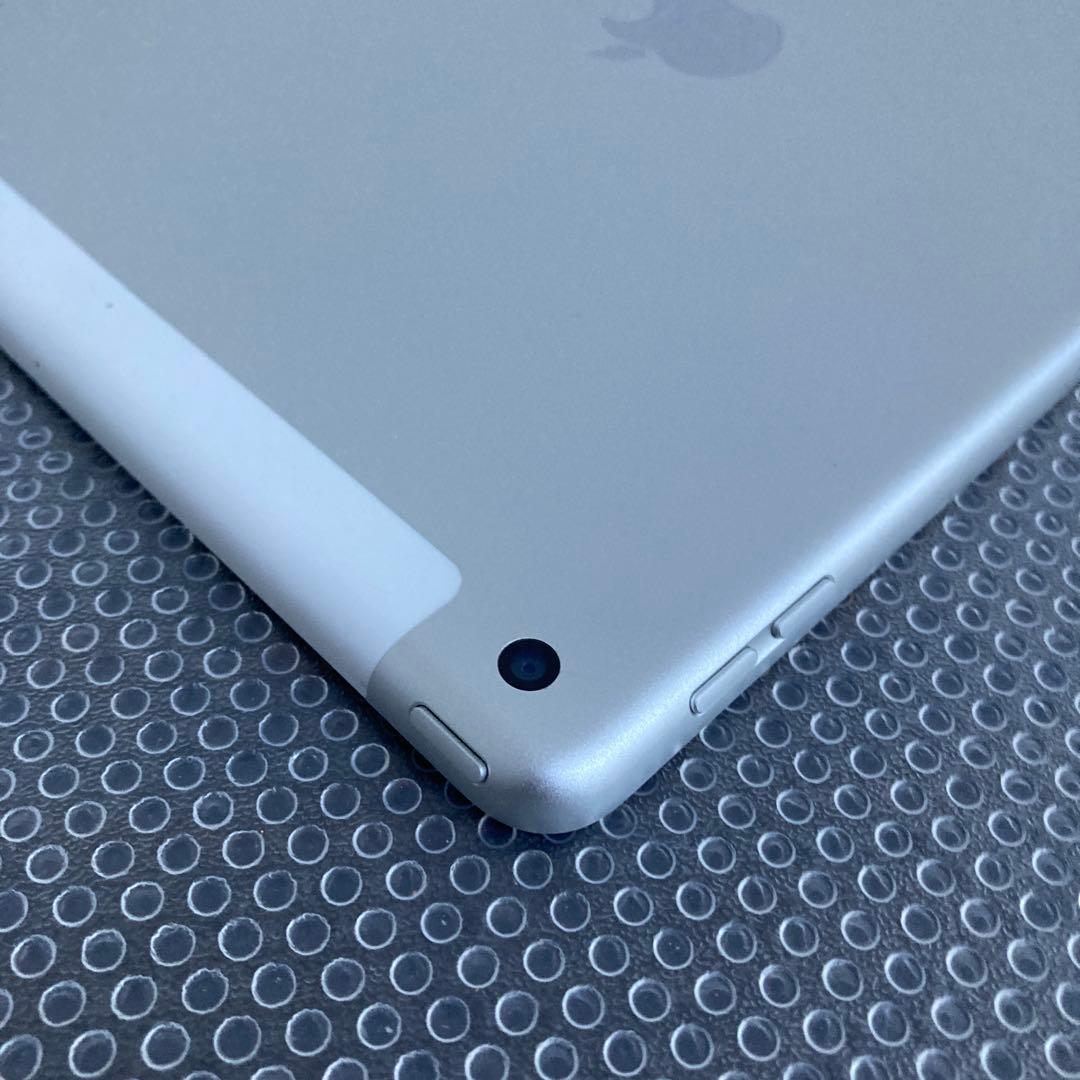 797【早い者勝ち】電池良好☆iPad7 第7世代 32GB SIMフリー☆