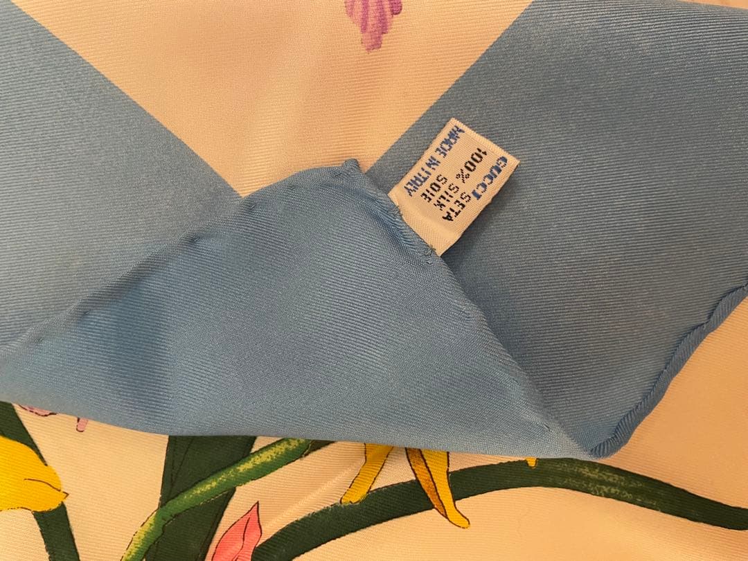 【なな】GUCCI スカーフ　未使用品