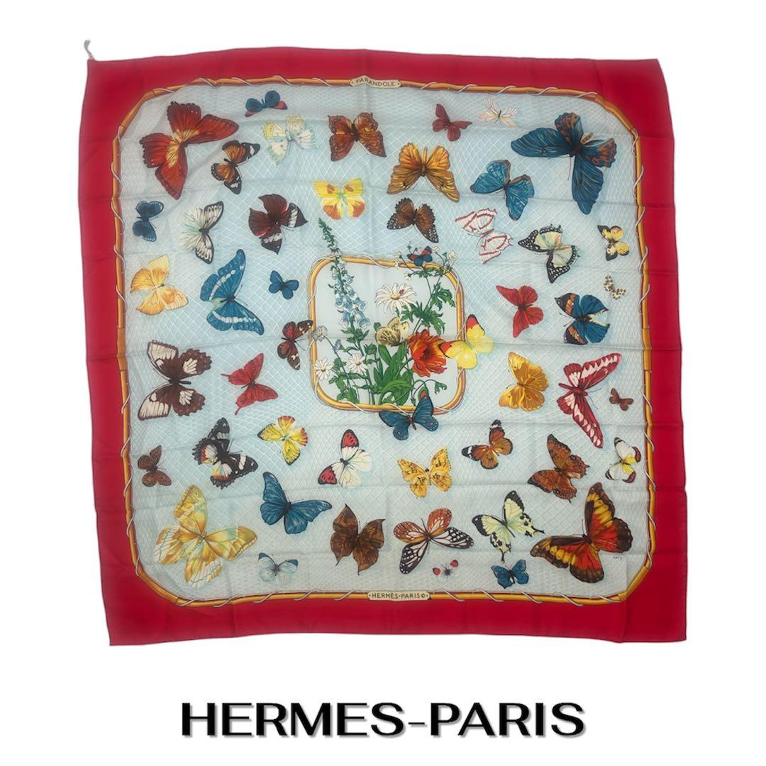 HERMES-PARIS 蝶デザイン シルクスカーフ