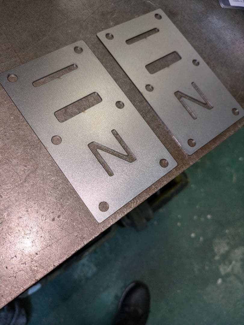 N-VAN　インナーメッシュパネル1.2ミリ　左右セット　無塗装品　Nプレート