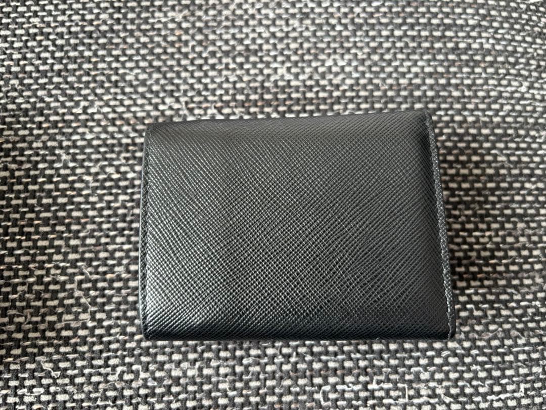 PRADA 2MH042 サフィアーノトライアングル コンパクトウォレット