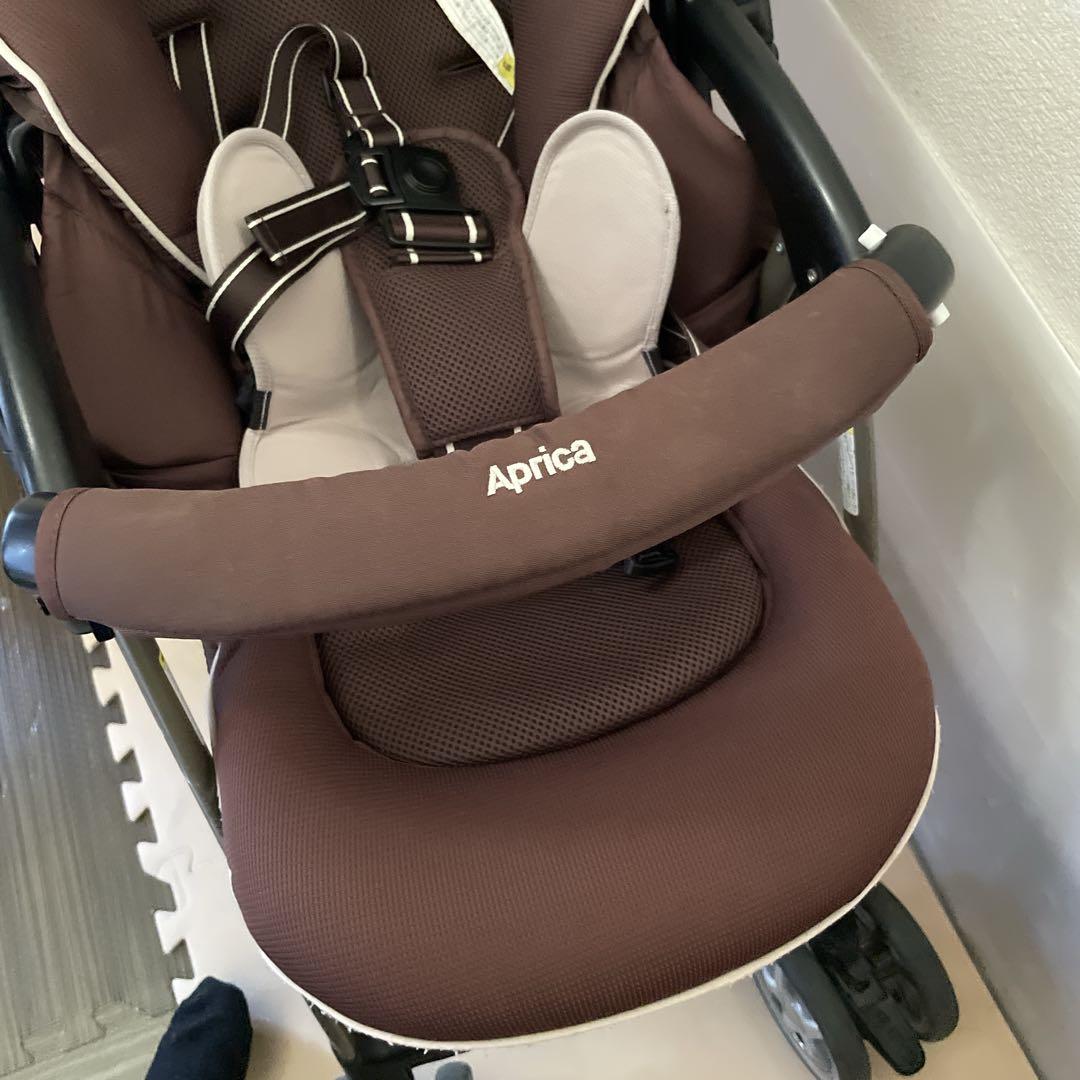 希少人気色　ラクーナ　ベビーカーAprica アップリカ　ブラウン