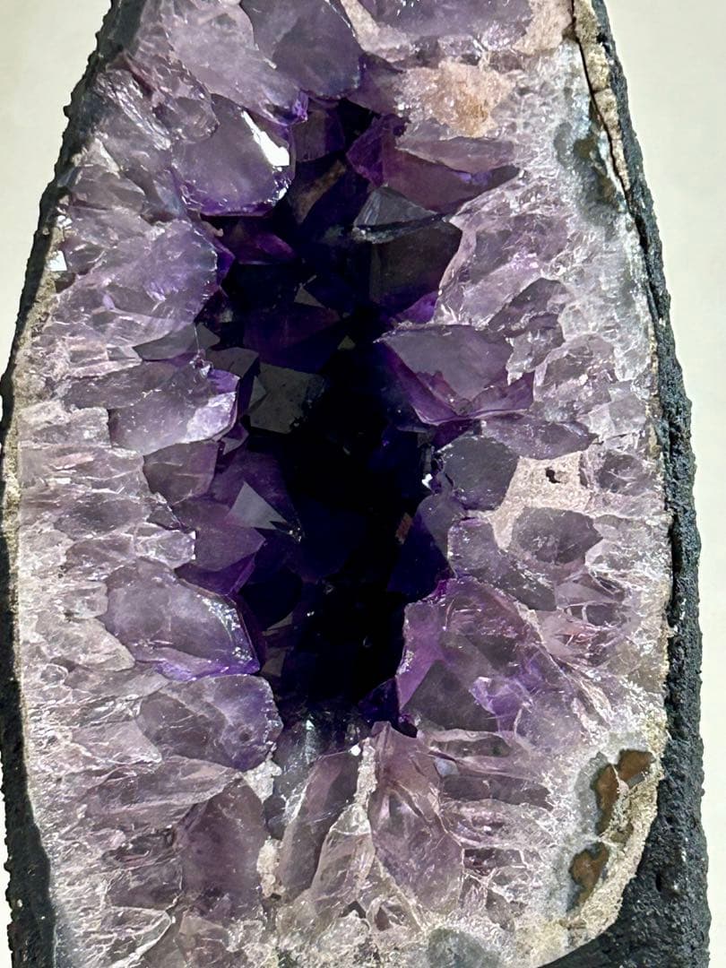 店舗移転SALE アメジストクラスター　ドーム　紫水晶　 1804g