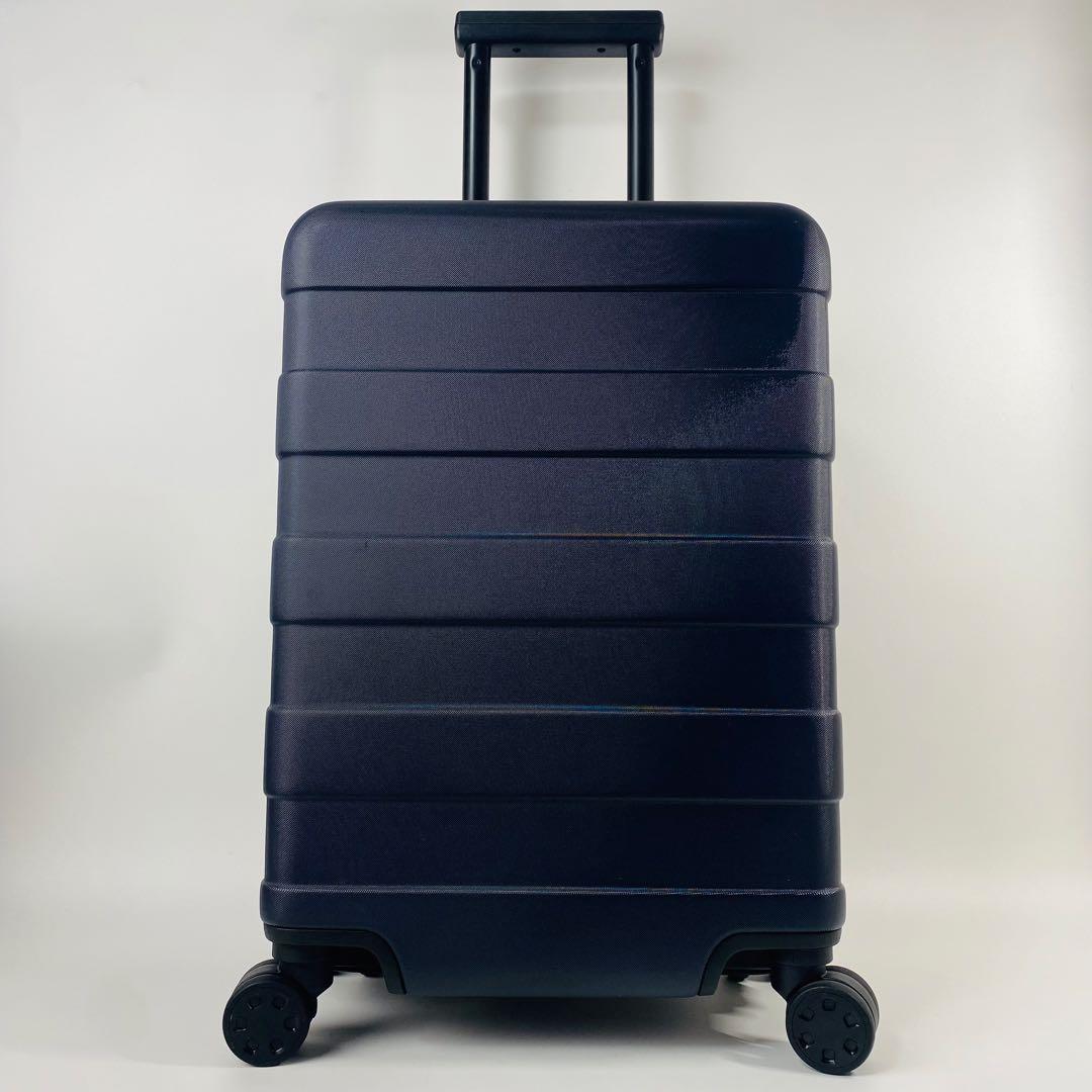 のんのん無印良品スーツケース35Lストッパー付きネイビー機内持ち込み可