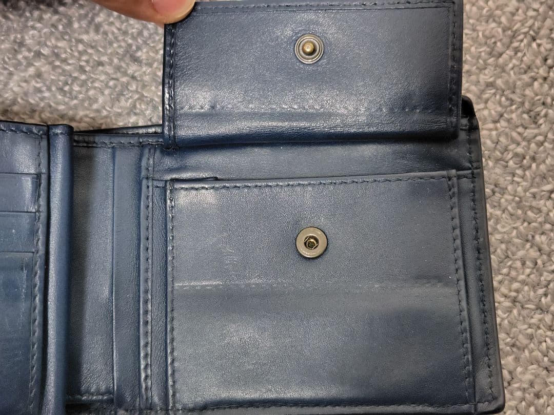 BOTTEGA VENETA 二つ折り財布 ネイビー イントレチャート 箱、袋