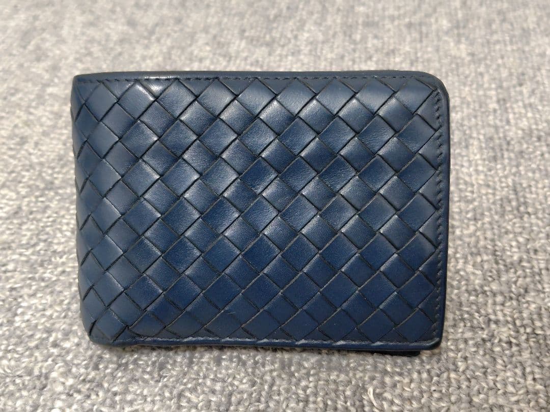 BOTTEGA VENETA 二つ折り財布 ネイビー イントレチャート 箱、袋