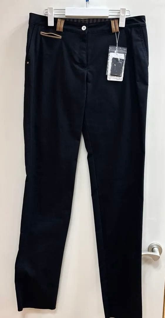 LANVIN SPORT ストレッチ綿 黒パンツ レディース