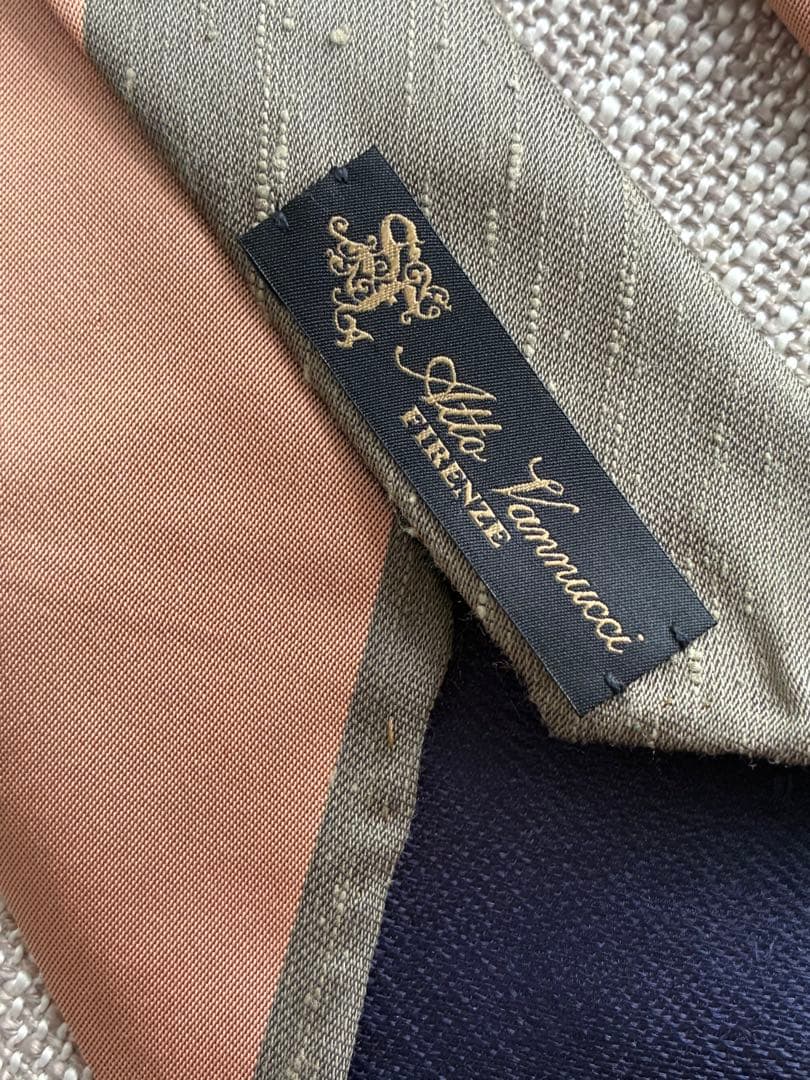 美品 Atto Vannucci アット ヴァンヌッッチ　ネクタイ　セッテピエゲ