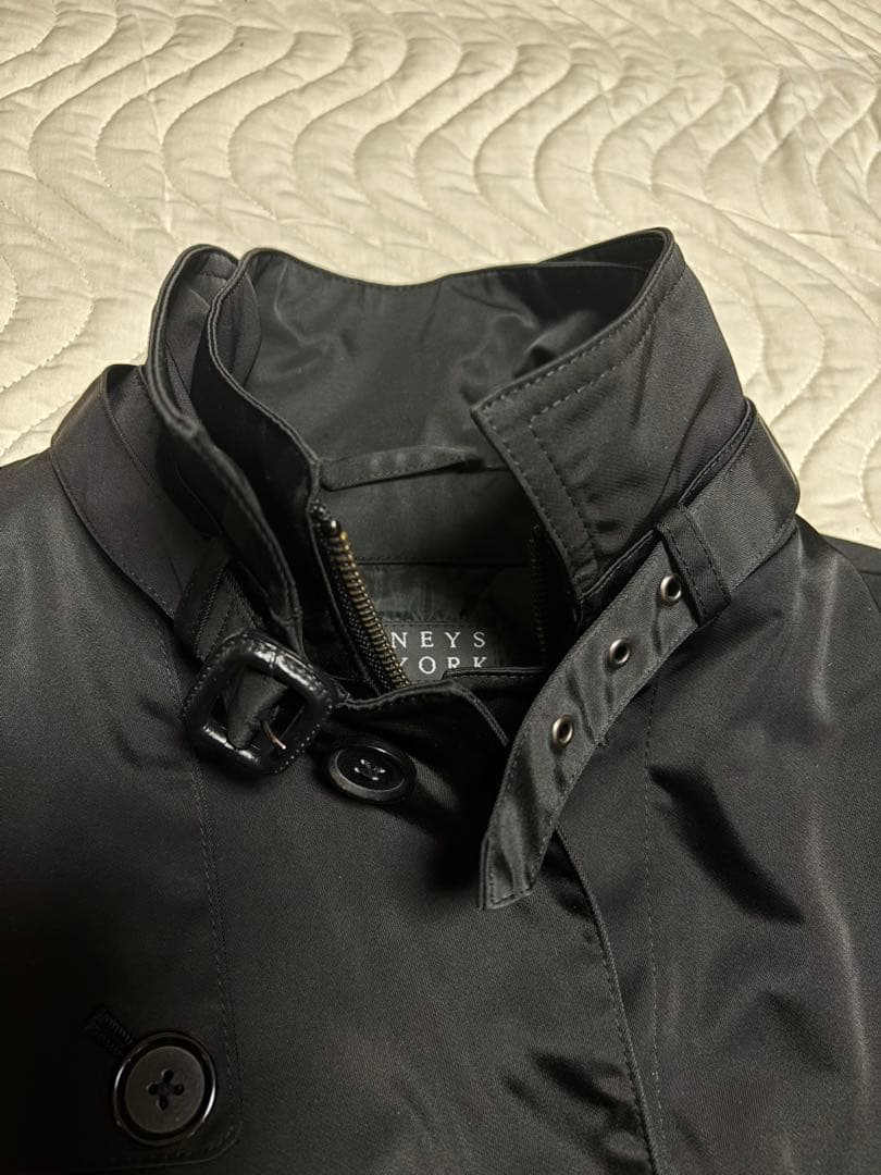 メンズトレンチコート　ビジネスコート　バーニーズニューヨーク　ライナー付　黒Ｌ