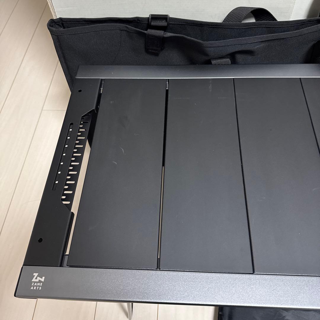 ZAENARTS トードテーブルとシェルフセット