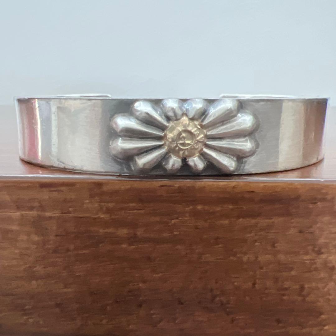 FIRST ARROWS フラワーモチーフ バングル