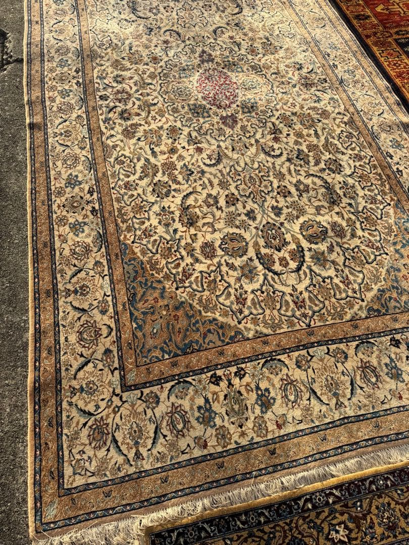 ナイン産 大判ペルシャ絨毯 323×168cm シルク混