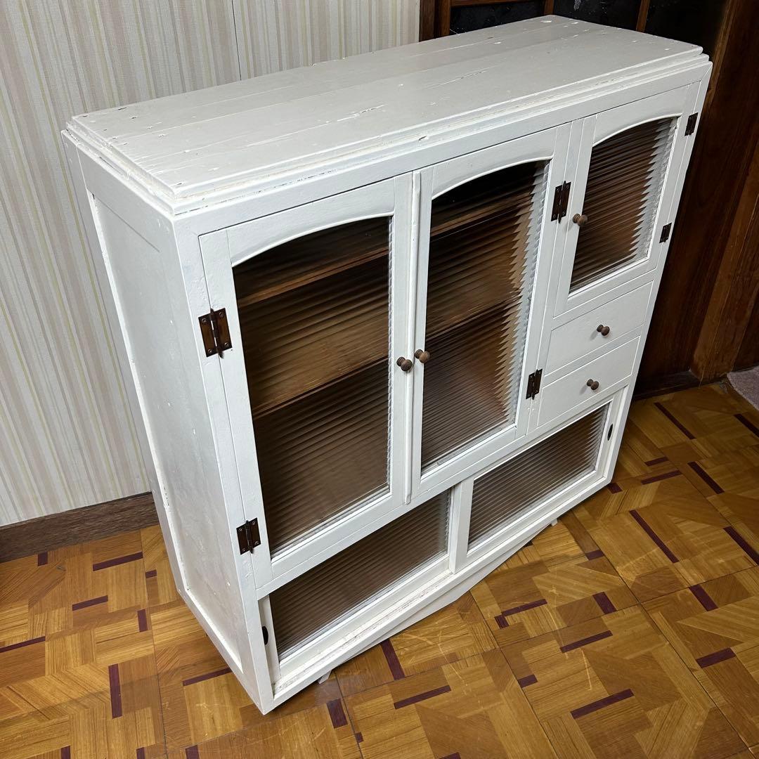 リペイント　古家具　戸棚