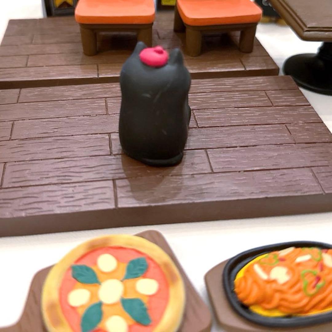 デコレ　コンコンブル　純喫茶　コンブル　喫茶店看板　サボテン　ねこ蓄音機　他