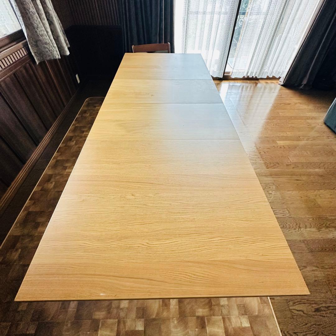 イケヤ IKEA BJURSTA 伸張式 食卓 テーブル 配送地域限定