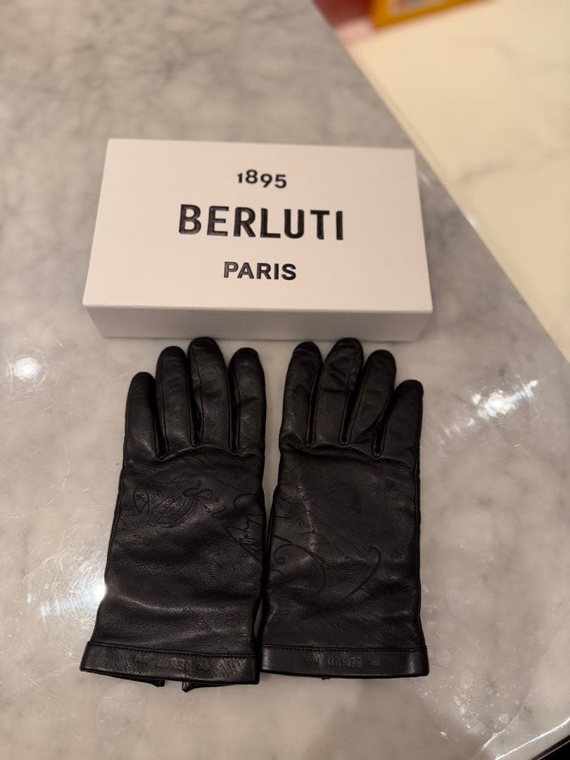 BERLUTI ブラック レザー手袋