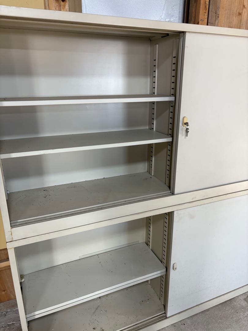スチール製キャビネット 鍵付き グレー　コクヨ　3台まとめて　引き取り限定