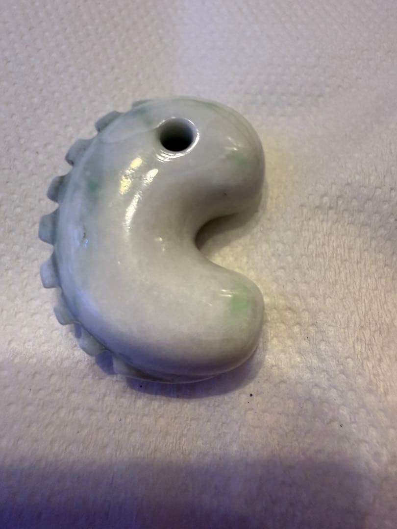 糸魚川翡翠‼️獣形勾玉‼️58,300円にて購入品‼️これ以上の値引きはいたしません‼️