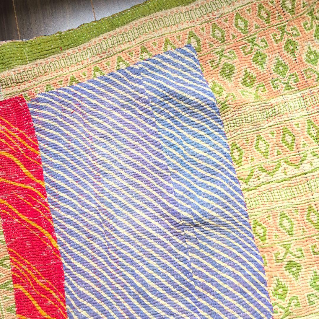 インド伝統工芸 民芸品 ヴィンテージカンタキルト　ラリーキルト　刺し子布 651