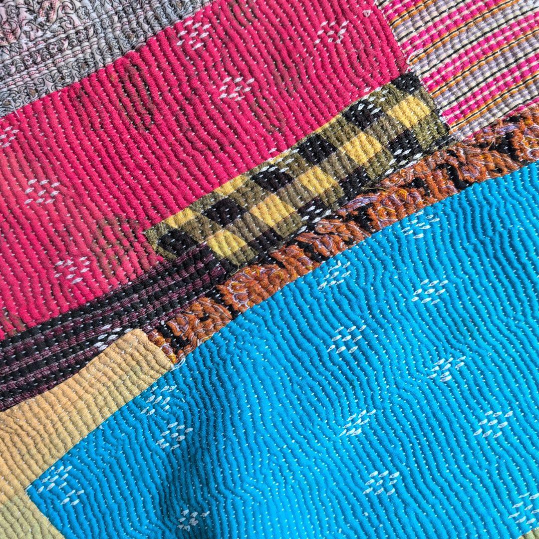 インド伝統工芸 民芸品 ヴィンテージカンタキルト　ラリーキルト　刺し子布 651