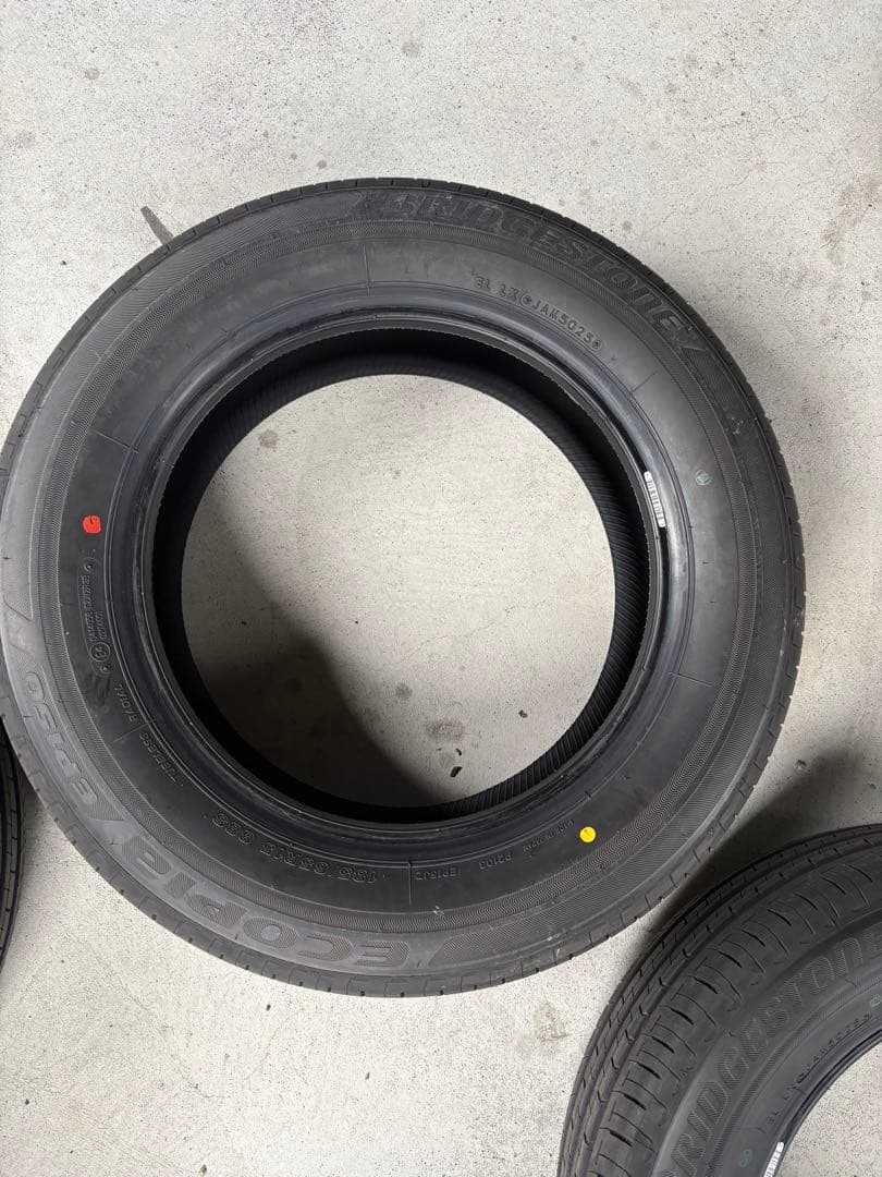 新車外し走行10キロブリヂストン エコピア 15インチタイヤ