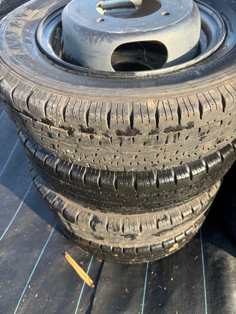 ボンゴ　バネット　純正12インチ　兵庫県発着払い9999円